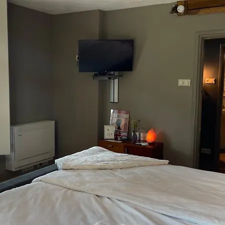 Hoeve Bij Vosselen Bed and breakfast 3*