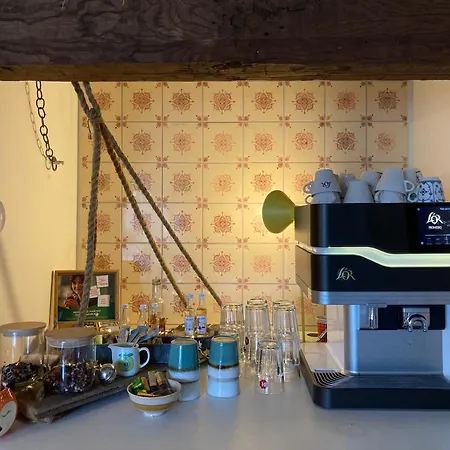 Hoeve Bij Vosselen Bed & Breakfast Asten