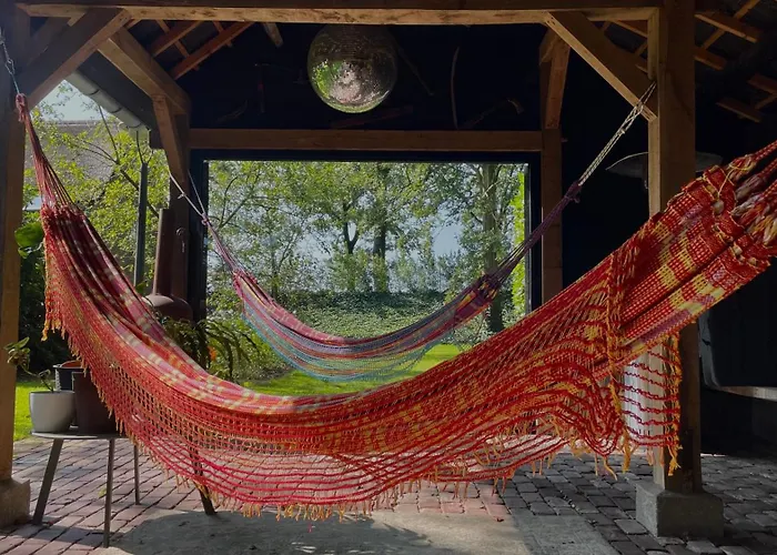 Hoeve Bij Vosselen 3* Asten