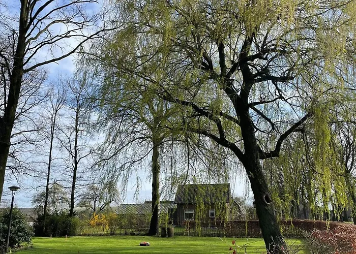 Hoeve Bij Vosselen 3* Asten